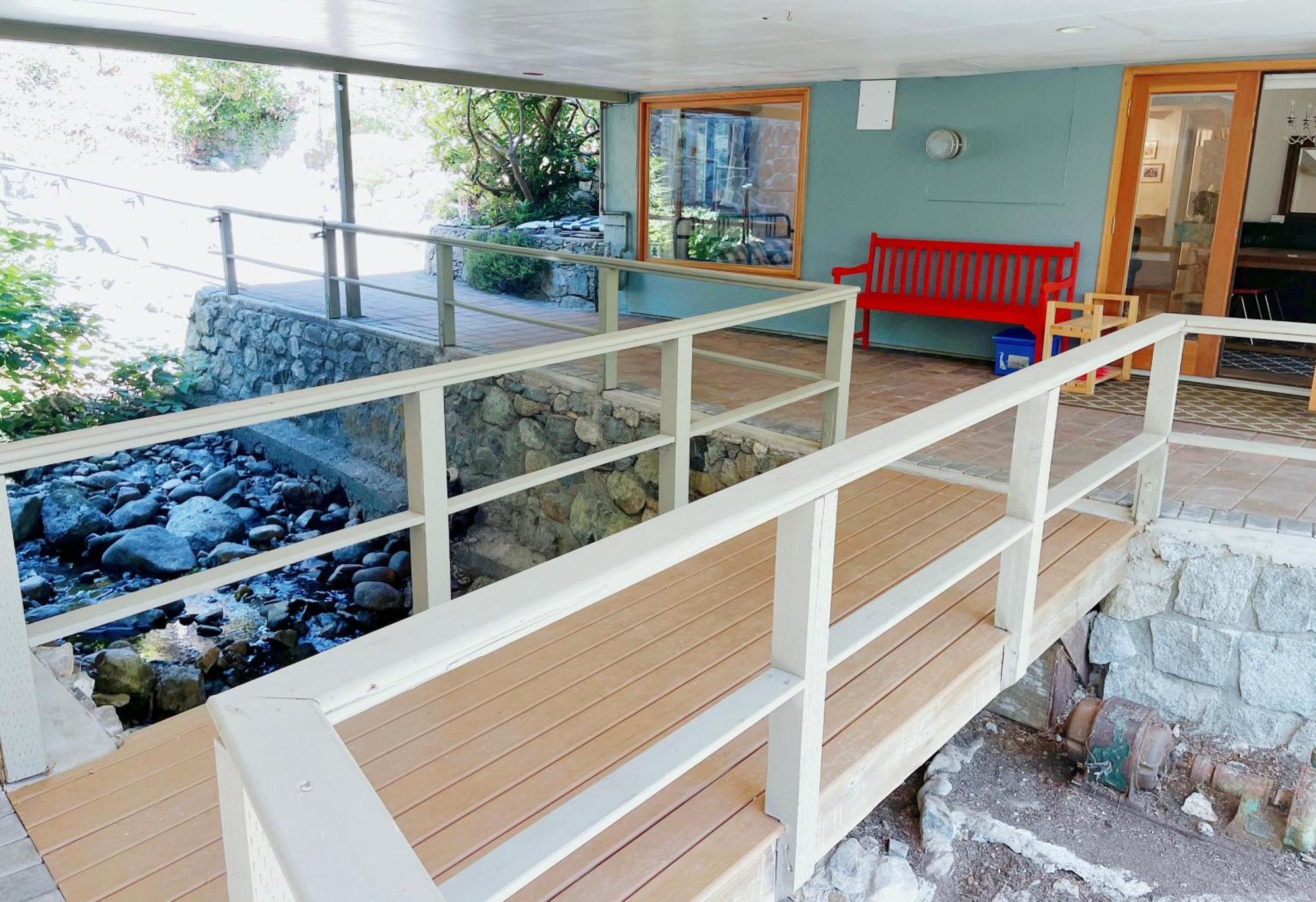 66 Creek Garden House West Vancouver Exterior photo